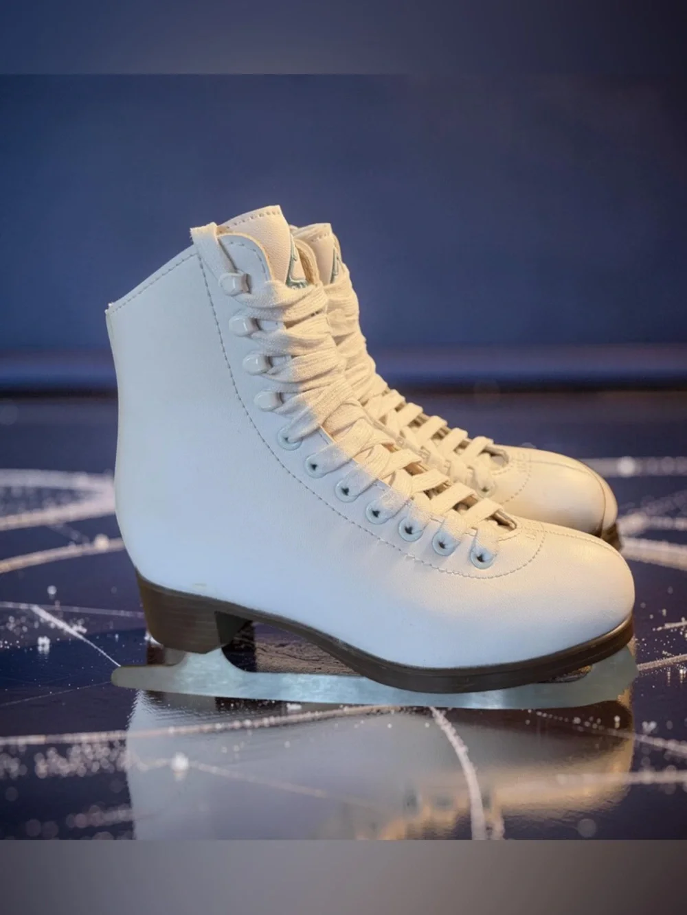 Glacier by Jackson 120 NWOT Sz 3 White Youths Figure Ice Skates (SH336)